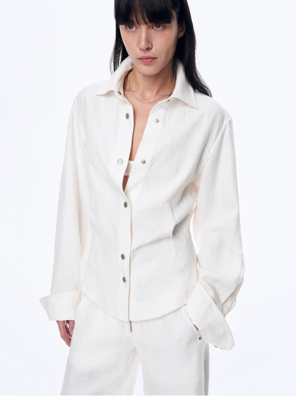 Luchtig linnen twill blouse met taillerende plooien