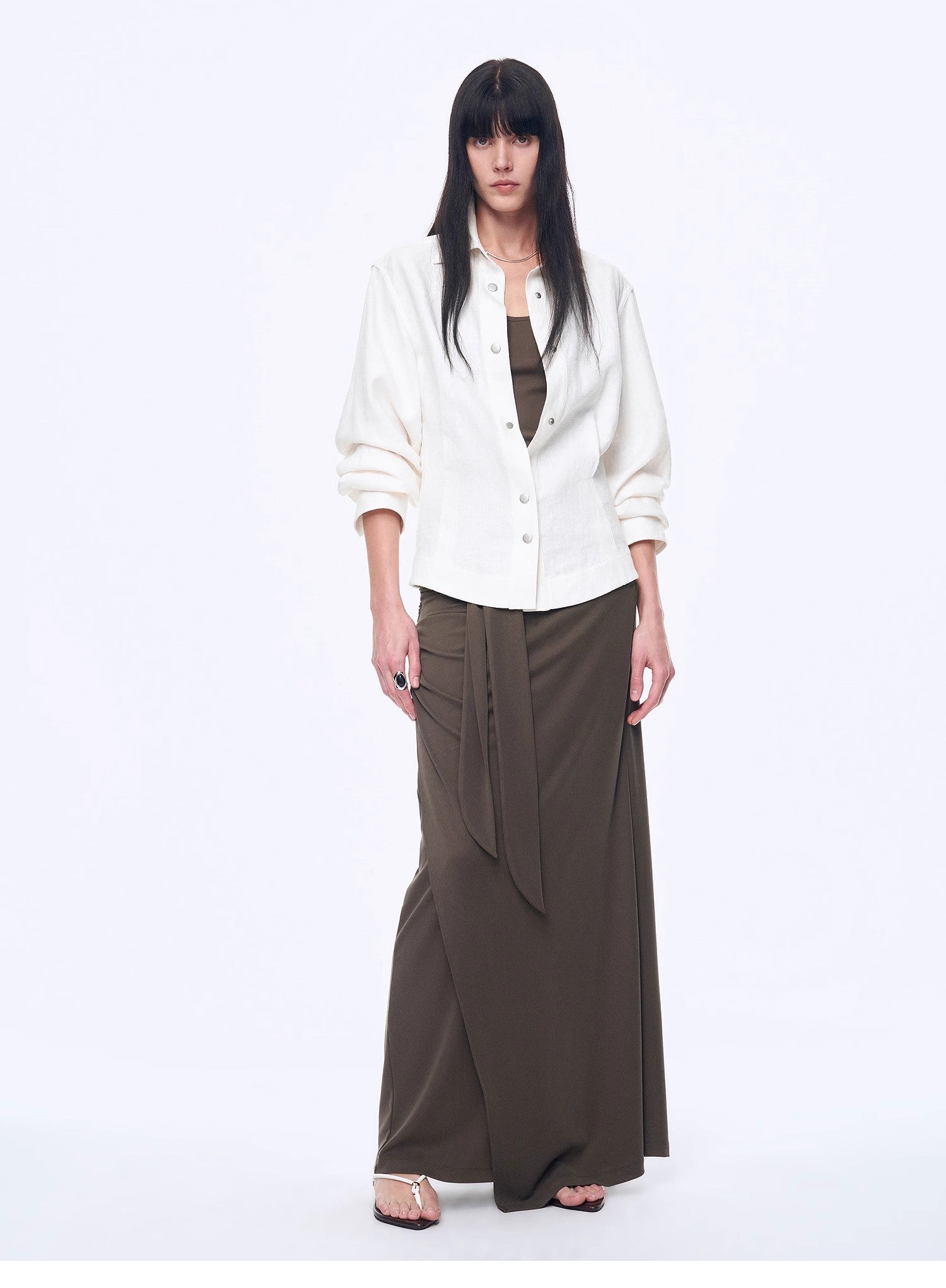 Luchtig linnen twill blouse met taillerende plooien