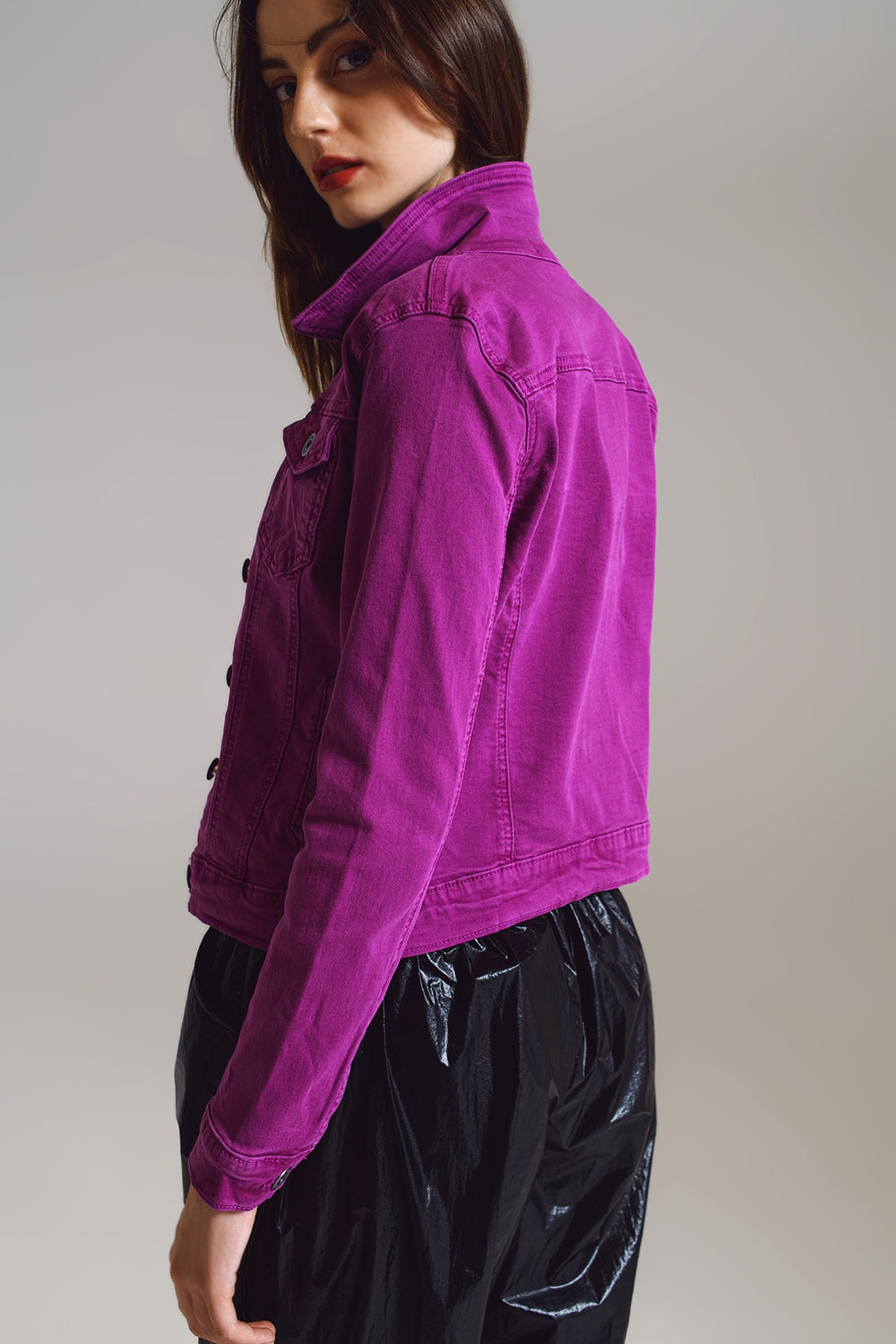 Slim fit denim jack in fuchsia
